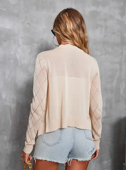 A Cold-themed Cardigan Top